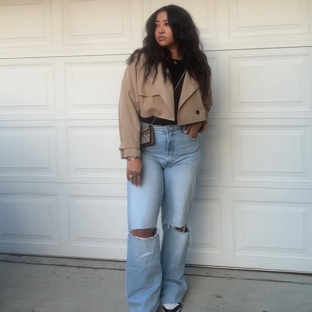 TRF High Rise Distressed Knee Denim